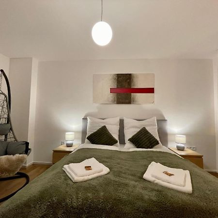Downtown Apartment By Ninja Spaces - Kingsize-Bett, Kueche, Netflix, Terrasse Wuppertal Eksteriør bilde