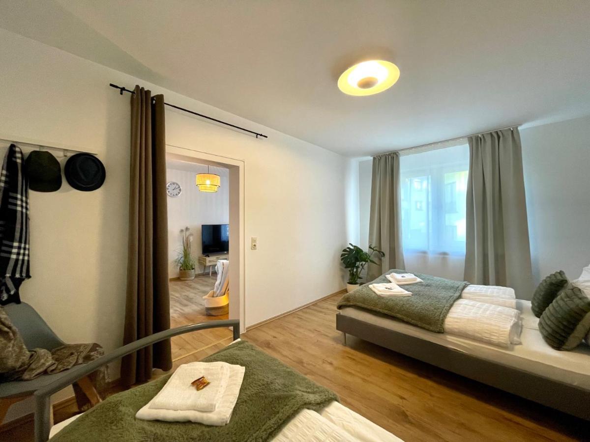 Downtown Apartment By Ninja Spaces - Kingsize-Bett, Kueche, Netflix, Terrasse Wuppertal Eksteriør bilde